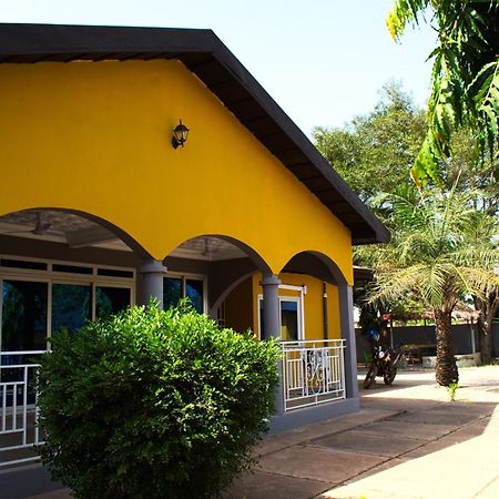 Tree House Hostel Tamale Ngoại thất bức ảnh